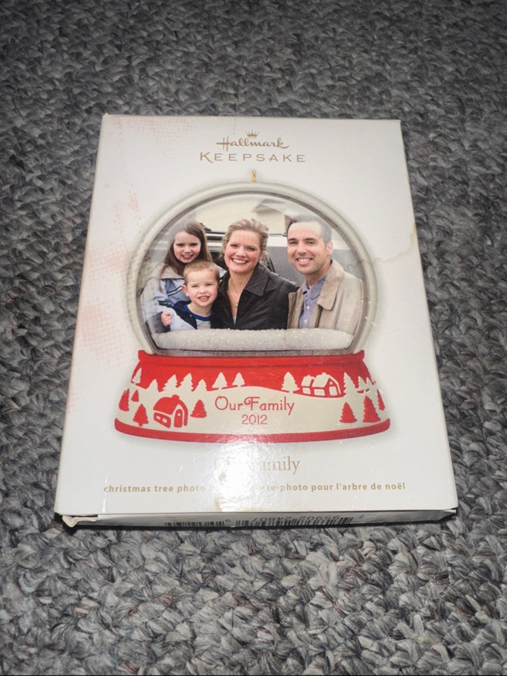 👙Hallmark Red & White Keepsake Photo Snow Globe Ornament